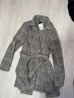Love Tree Black, White & Green Plaid Coat with Subtle Tan Accents